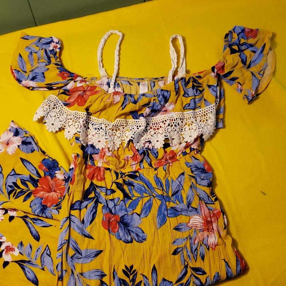 No Boundaries - Tropical Print Yellow Off-The-Shoulder Maxi Dress w/ Slit - Picture 12 of 12